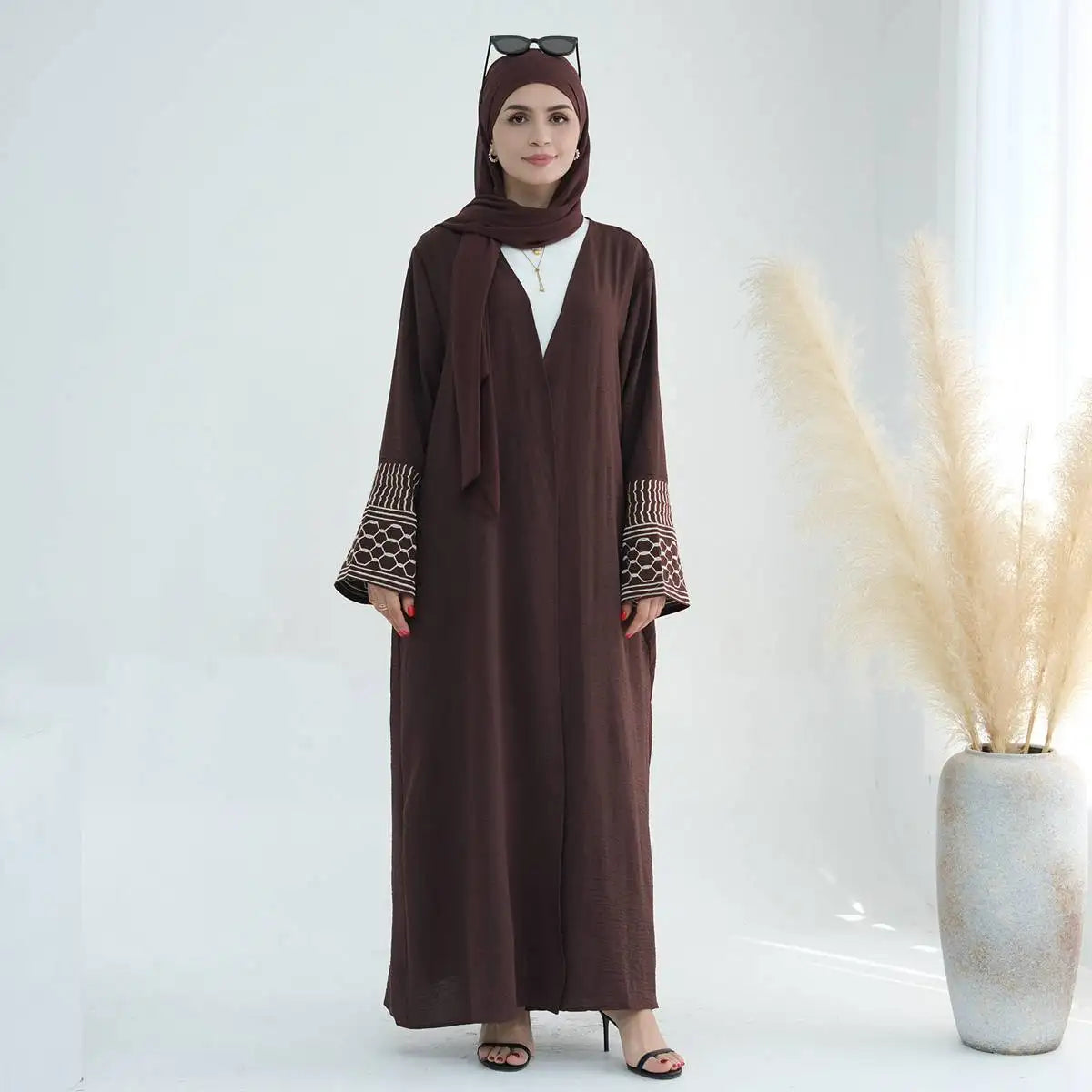 فستان كارديجان مفتوح بأكمام مطرزة للنساء المسلمات