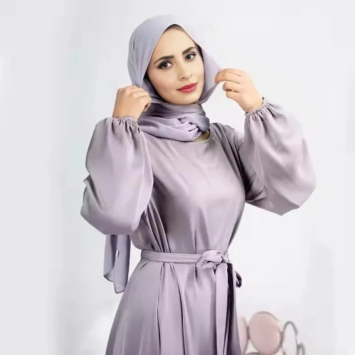 فستان عباية ساتان للنساء المسلمات من الشرق الأوسط وتركيا ودبي