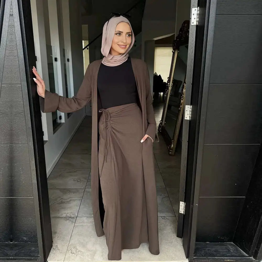 طقم ملابس يومية للنساء المسلمات مكون من قطعتين عباية مفتوحة مع تنورة #251091