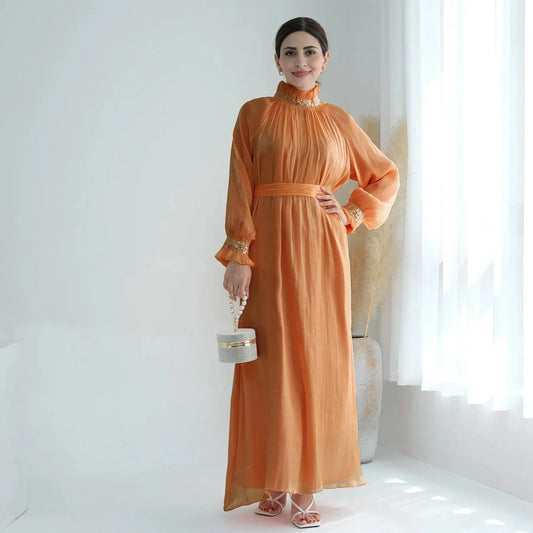 عباية نسائية مسلمة لامعة