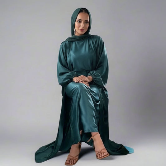 طقم عباية نسائية مسلمة من قطعتين من الساتان مع فستان داخلي بدون أكمام