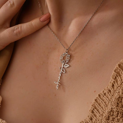 قلادة اسم شخصية مع عباد الشمس - عربي وإنجليزي #10