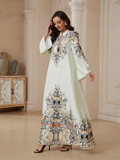 فستان العيد مزين بأحجار الراين الحرارية وشرابة قفطان #26S2610